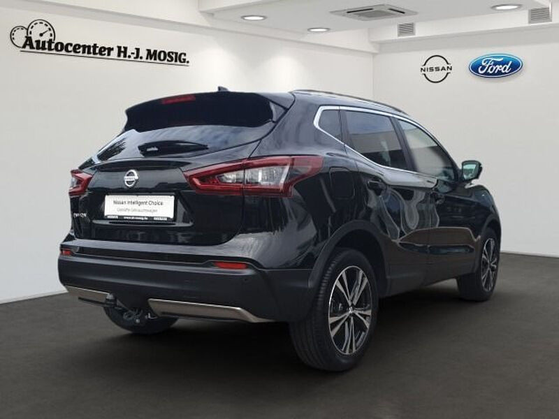 Nissan Qashqai Nissan Qashqai 1.3 DIG-T Zama / AHK