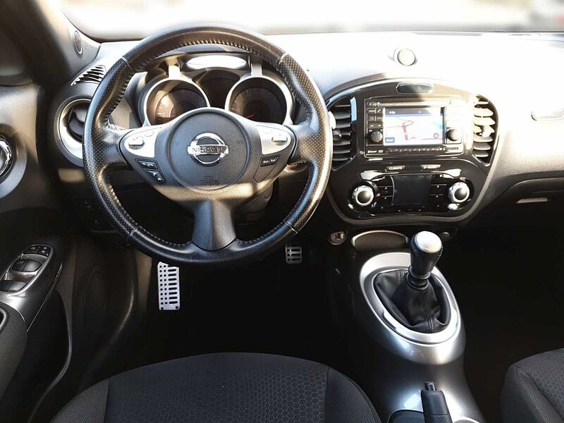 Nissan Juke 190PS Pure Black / Allwetter