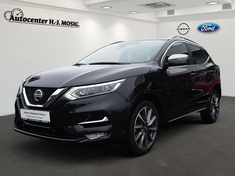 Nissan Qashqai 1,7dCi 4x4 Tekna+ / AHK / WKR 1,7dCi 4x4 Tekna+ / AHK / WKR